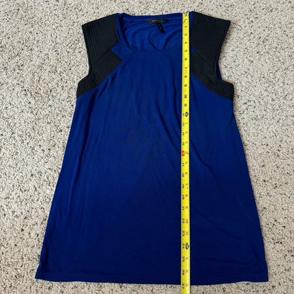 BCBGMAXAZRIA Blue + Black Blouse Size Small - Picture 7 of 9
